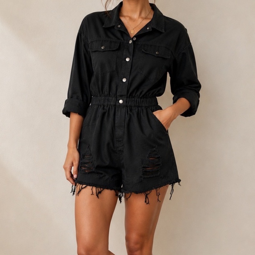 NWT Washed Black Denim Romper With Pockets‎ Women Size S Distressed Hem H13548R